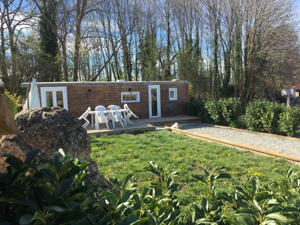 Vila Chevrerie Des Oliviers Saint-Georges-sur-Allier Exteriér fotografie